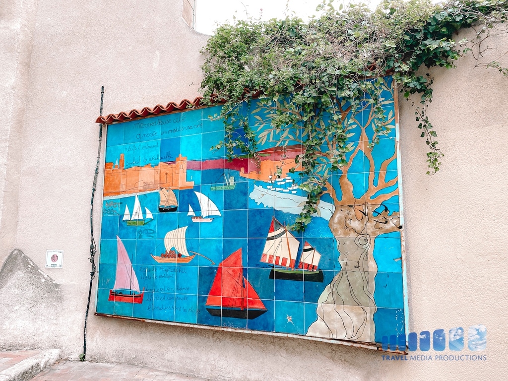 Mural in downtown Marseille, France
•
•
•
•
•
#marseille #igersmarseille #marseillerebelle #instamarseille #choosemarseille #marseillejetaime #marseillecartepostale #travelling #topmarseillephoto #marseille_focus_on #tourismepaca #provence #tourism #cheznousamarseille