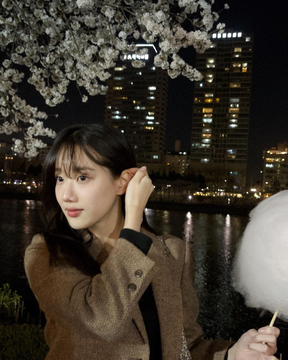 230331 betterlee_0824 instagram Update

🌸

#이나은  #LEENAEUN