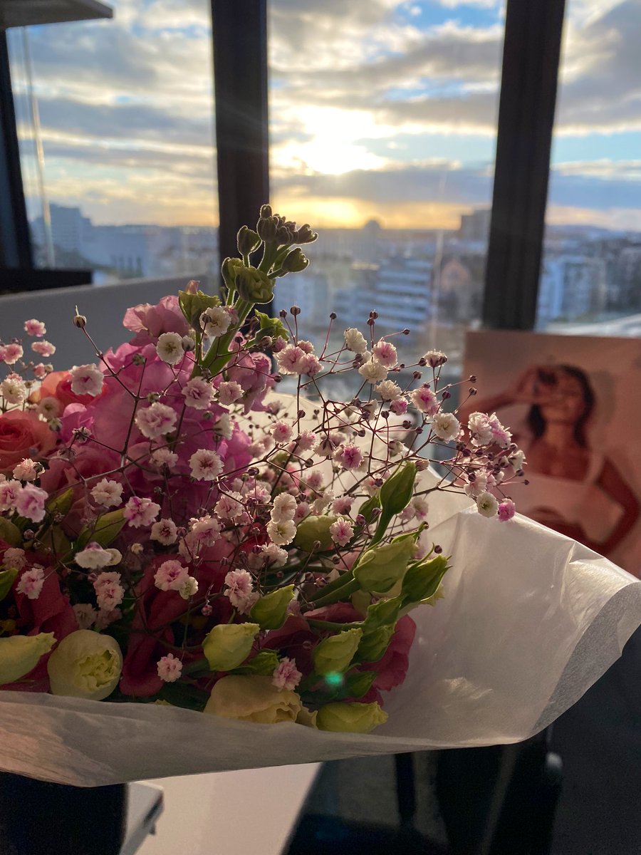 Das schönste Feedback sind Blumen von Mitarbeitern 🌷😍🙏🏻