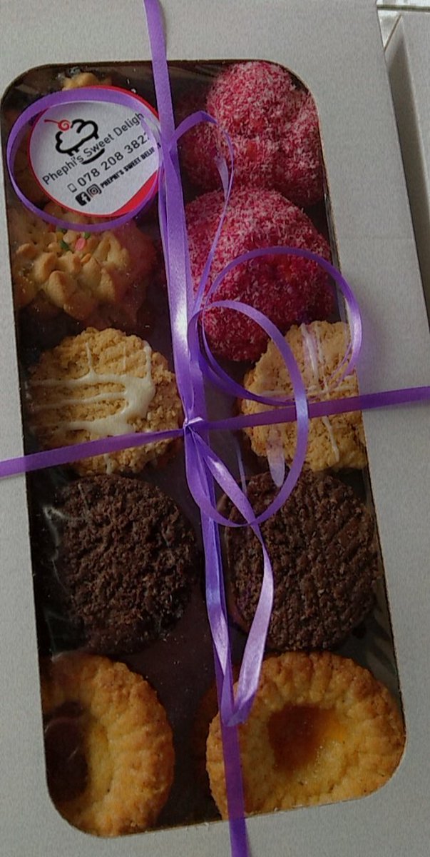 m4sugar's tweet image. My happy place on my spare time #TreatTreat #KKSA #KrispyKremeTreatTreat #KrispyKremeDoughnuts