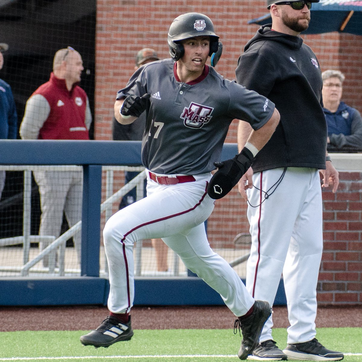 A-10 Conference play starts 🔜 ⚾️

🆚 Saint Louis
📆 Fri., March 31 | Sat., Apr. 1 | Sun., Apr. 2
📍 Saint Louis, Mo.
🏟 Billiken Sports Center
⏰ 7 p.m. | 3 p.m. | 1 p.m
📺 ESPN+ (Saturday &amp; Sunday stream only)
📊 bit.ly/3JXHi8m
📰 bit.ly/42QOBHt

#Flagship 🚩