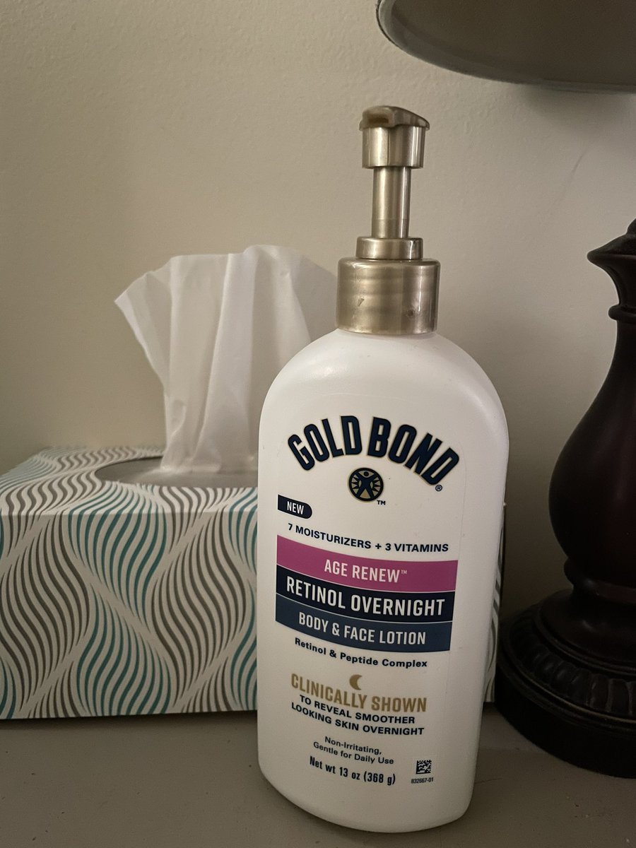 RKadlecik's tweet photo. I received this lotion at a discount in exchange for my honest opinion and wow, do I love it!  It won the place of honor on my nightstand. I will definitely be repurchasing this again and again. #goldbondlotioninsiders https://t.co/zN4SEMXjYt