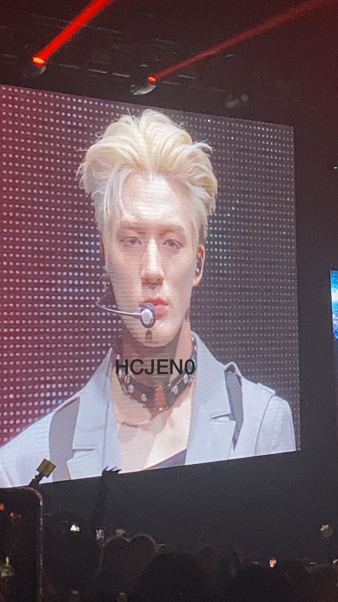 eep_saepilmilah's tweet photo. Blonde nya itu loh  #THEDREAMSHOW2_in_PARIS #JENOBLONDE #NCTDREAM_THEDREAMSHOW2_in_PARIS https://t.co/N38KKqJOAZ