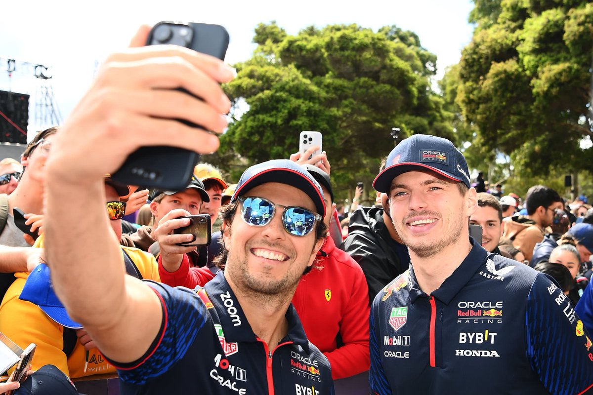 RPFormula1's tweet photo. 𝖫𝖺𝗍𝖾𝗌𝗍𝖭𝖾𝐰𝐬 | 𝖥𝟣®: G'day Australia, 

we're back! #Formula1RP https://t.co/3vdLjAezlZ