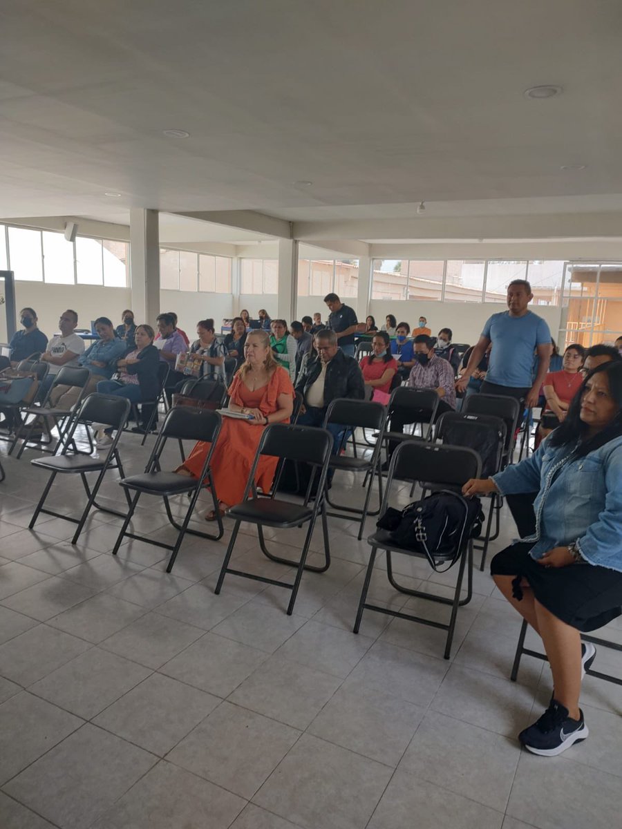 161EPO's tweet photo. Epo 161, en la Jornada de actualización, abordando el tema; diseño y evaluación de proyectos transversales @Bg48Supervision
@SEMSedomex
@EdomexDgfa
@HectorUlisesCG1
@israeljeronimol
@NoeOrtegaCamac1
@dbg_epoem
@SBGOriente
@gerardomonroy
#JornadasDeAcompañamiento
#EMS
#Edoméx https://t.co/n6UrNjWnsR