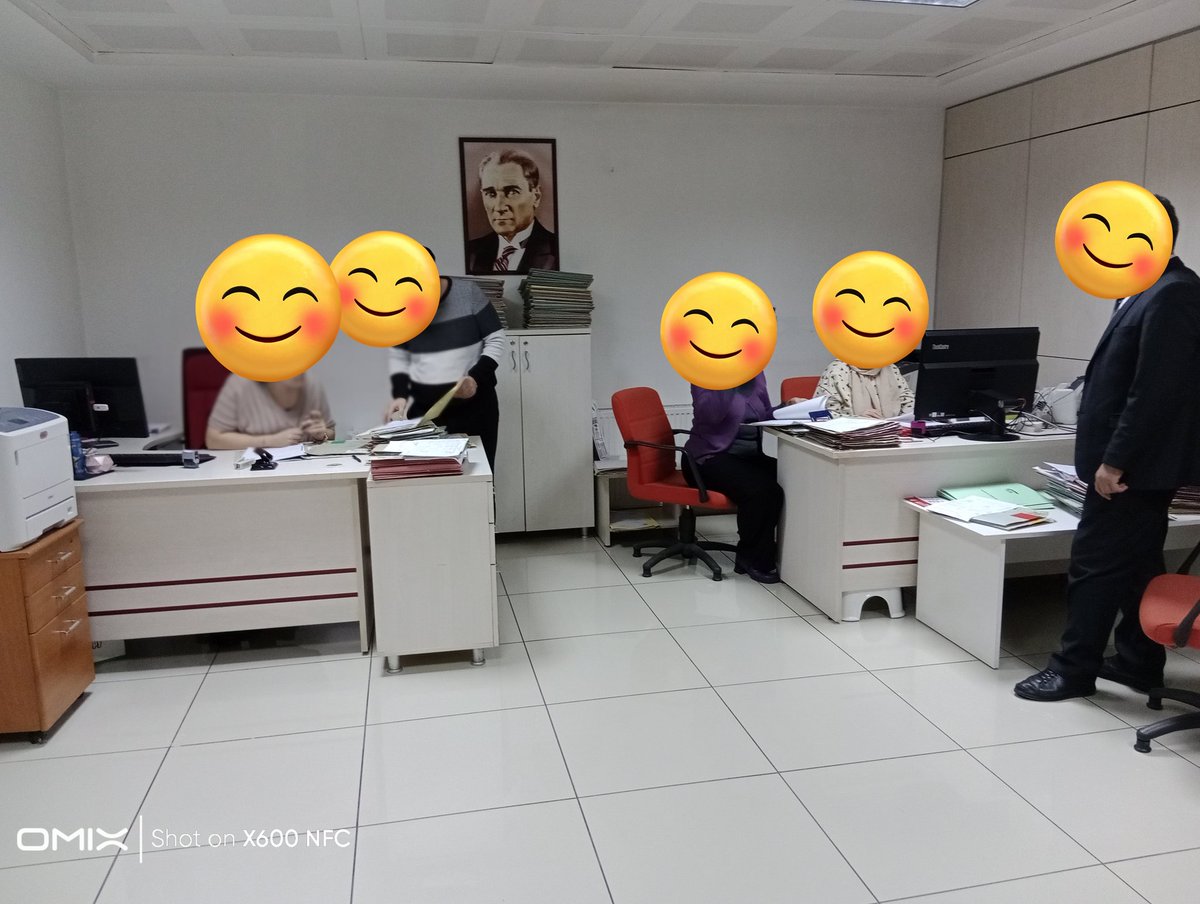 #SGK666KHK  emeklilik madem tek tuşla yapılıyor biz neden tek tek prim gün sayısı ve kazanç girip matematik hesabı yapıyoruz