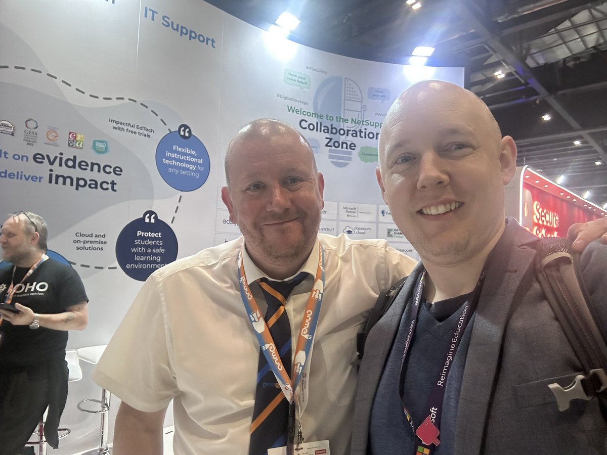 Always enjoy catching up with @itbadger & especially so today @Bett_show #BETT23 

If you haven’t checked out @learningdust or @TheANME you really should, both are excellent!