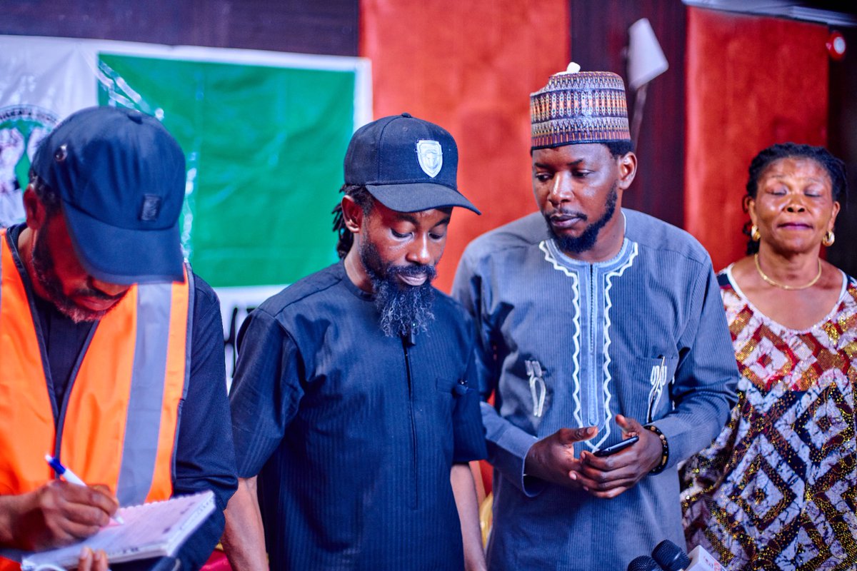 Drmopaul's tweet photo. The fact that Mahmood still has a job in the commission is proof of how much we have fallen into the pit of illegality. No progress happens in any lawless society. 2day, Nigeria is within the field of lawlessness because of the conspiracy or collusion to permit that fraudulent... https://t.co/ywuFn6Vbwv