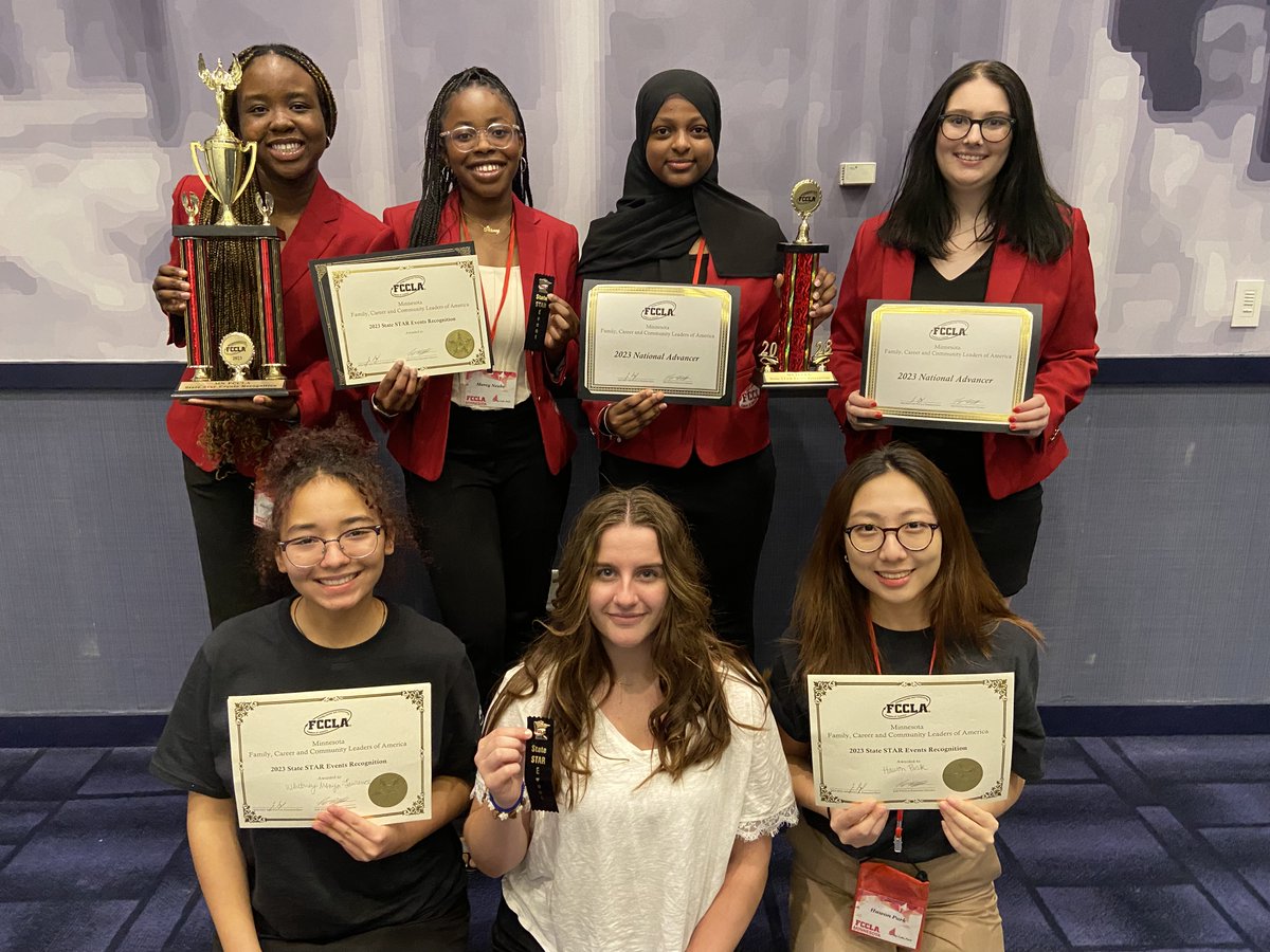 SLPPantherAth's tweet image. Congrats to our FCCLA Students!
Advancing to Nationals in July to Denver:
Luncho Galata
Hanna Opatola
Mercy Ncube
Nora Pehl

State Level Events winners:
Hawon Park
Whitney Lawrence
#SLPPantherProud