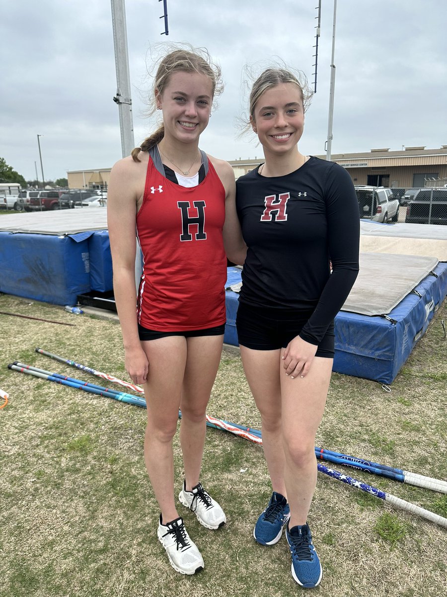 Brooklyn Nalley &amp; Kacie Whitten go 1 &amp; 2 @ the Naaman Forest Relays with a 11’6 &amp; 11’(PR)! #HAWKS #WTD <a href="/kacie_whitten06/">Kacie Whitten</a>