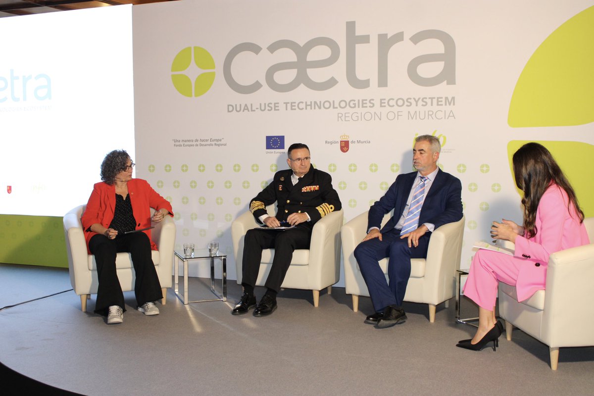 vallemiguelez's tweet photo. Presentación del programa #CAETRA, que contará con un clúster de tecnologías de defensa en #Cartagena, una incubadora y centro de capacitación en tecnología de satélites en #SanJavier y una unidad de seguridad en #Alcantarilla.

La #RegióndeMurcia será referente a nivel europeo🇪🇺 https://t.co/qDcaS1nbG8