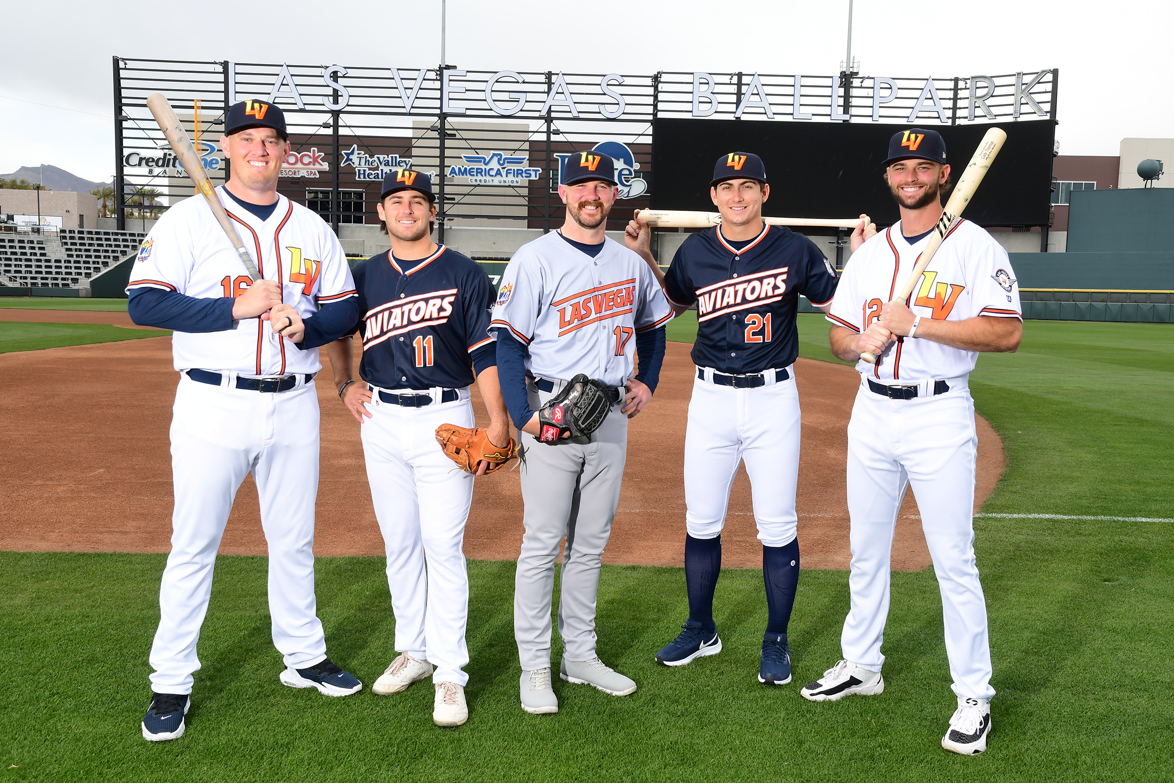Las Vegas Aviators on X: New year. New threads 🔥 The Las Vegas Aviators  will debut their new on-field jerseys for the 2023 season on March 31 at  Reno. These new looks