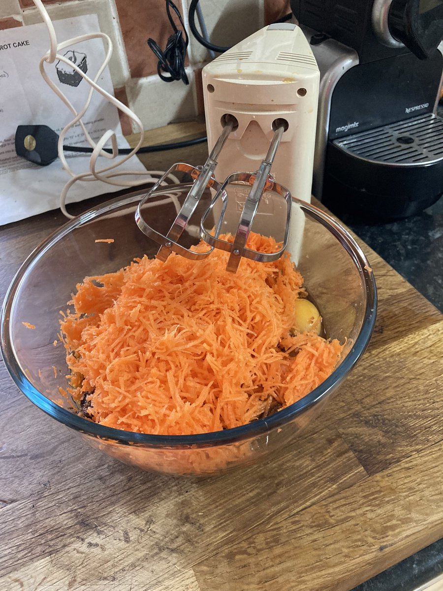 emmacook's tweet image. @BumblesGG lovely carrots 🥕 don’t just go in my veg risottos. Today they jumped straight from my freshly delivered veg box into the bowl for carrot cake buns 🧁, especially for Katy’s last day in my team tomorrow 😢