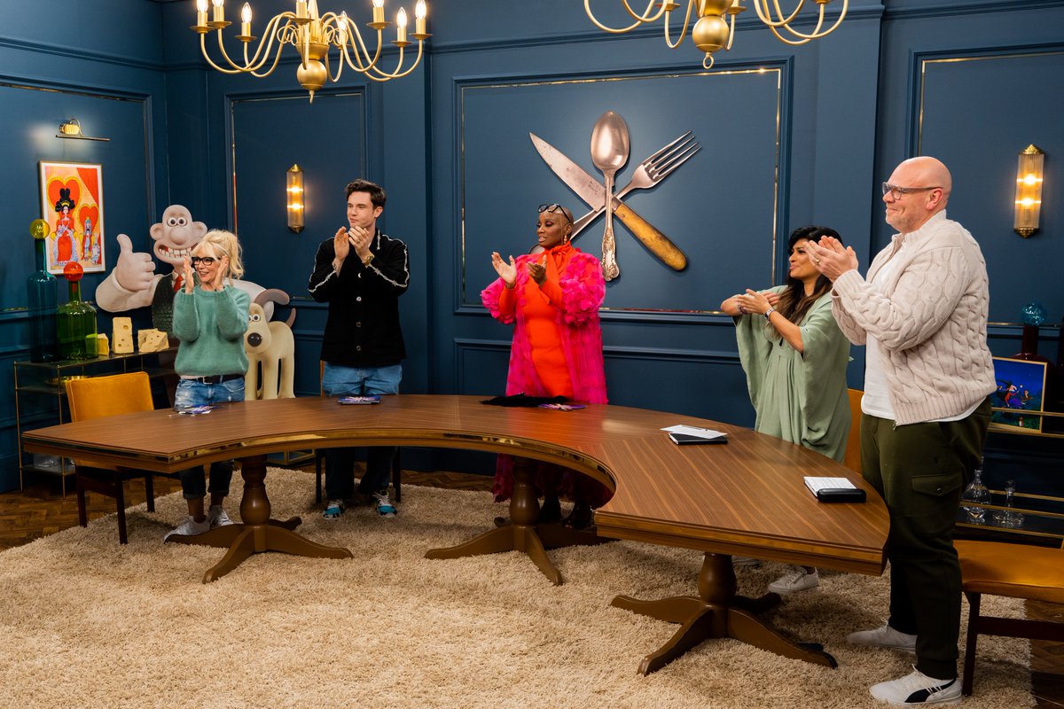 GBMofficial's tweet photo. Truly every single one of the dishes tonight deserved a standing ovation! #greatbritishmenu #finalsweek #desserts https://t.co/cKadN82IQ6