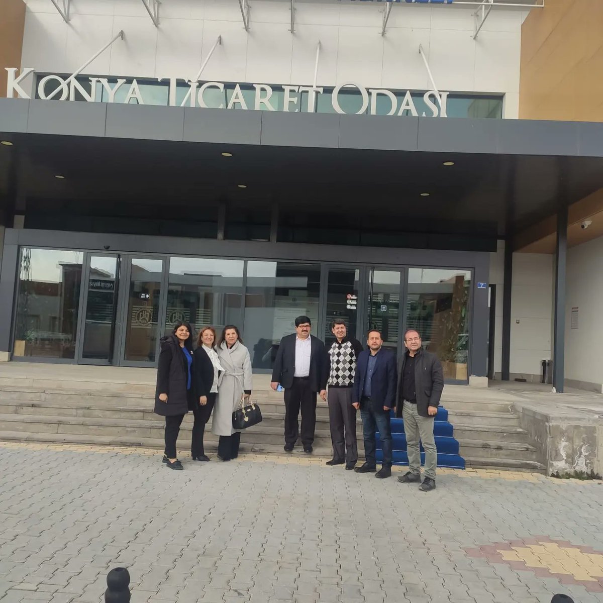 konayder's tweet photo. Gönüller bir olduktan sonra mesafelerin ne önemi var, İstanbuldan gelerek Derne��imize destek olan Tasiad ve Ayskad Başkanı Yasemin Bulut hanıma ve ekibine çok teşekkür ederiz. KTO MEM'de meslek lisesi ögretmenlerinin eğitimine Metek projesi kapsamında ortak protokol imzalanmıştır https://t.co/L06ujO7Me0