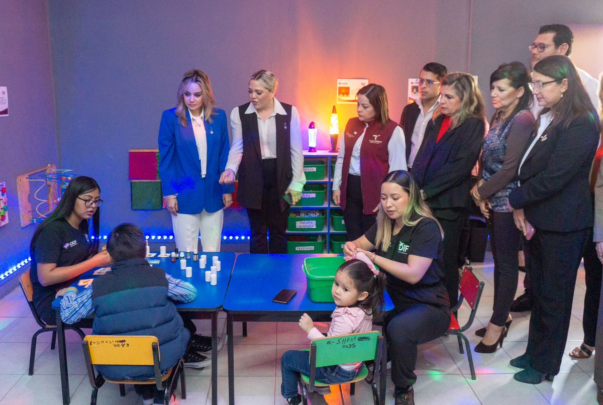 gattasdip's tweet photo. Es un placer haber asistido a la inauguración del Centro de Estimulación Multisensorial (CEMS) en el DIF Victoria junto a la Presidenta Lucy de Gattás. Nos presentaron las diversas actividades y juegos que los niños pueden disfrutar en el CEMS. 
#4T https://t.co/0H5eCewr8H