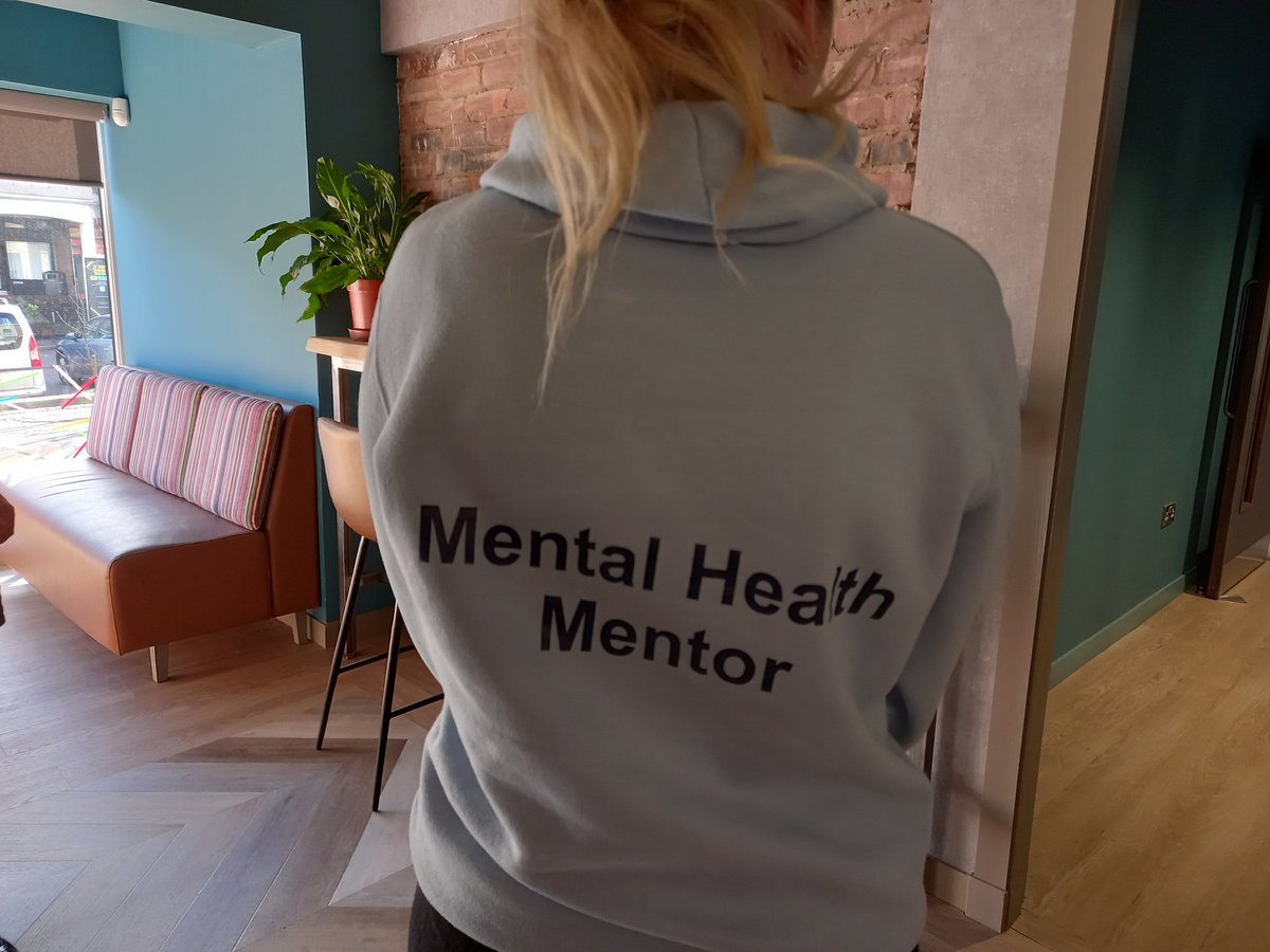 Hearty Lives Project ❤Thanks to our project leader Miss Ashmole from <a href="/JohnstoneHighSc/">Johnstone H.S.</a> and 2 of her Mental Health Mentors for coming out to visit our youth drop in today with <a href="/createpaisley/">CREATE Paisley</a> Exciting to talk about some new ideas we could have with the team at JHS <a href="/jhighHWB/">johnstonehighHWB</a>