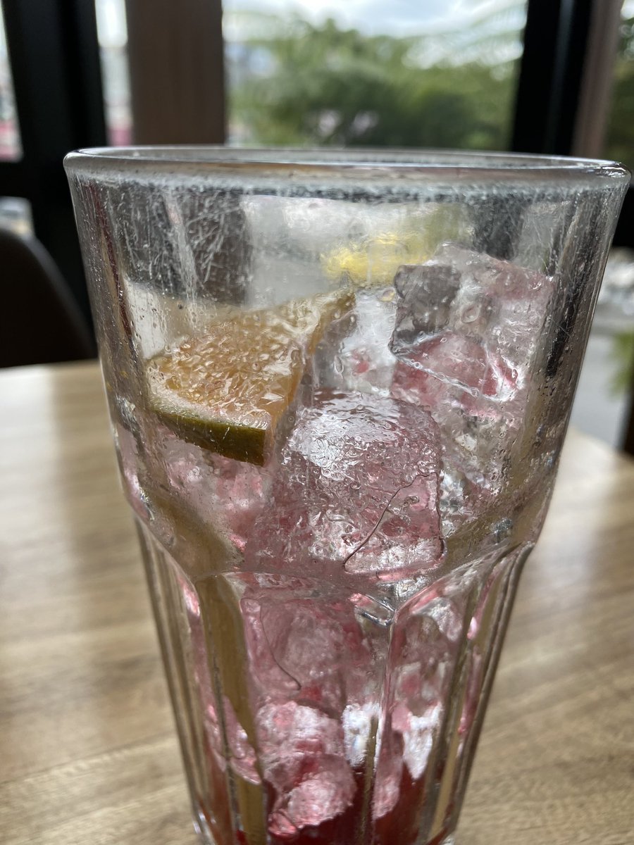 LFMontanezUX's tweet photo. Lamentable el estado de los vasos de @restaurantewok 140 https://t.co/uxBhnLZEn8