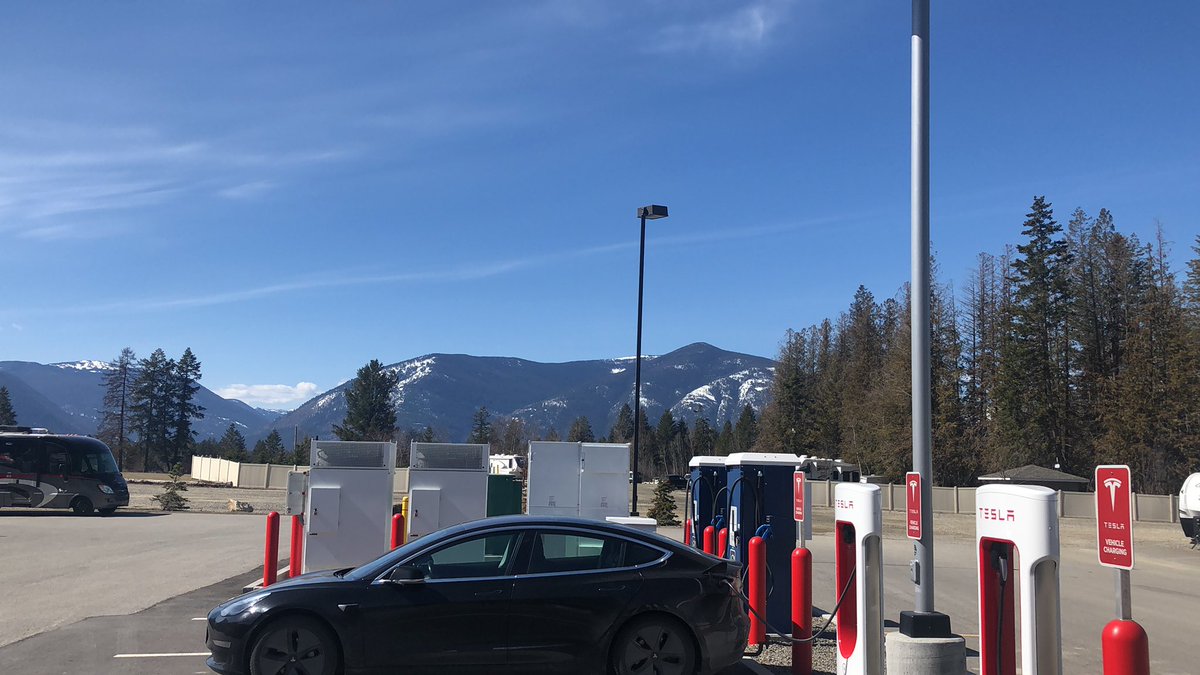 DustinFord tweet media