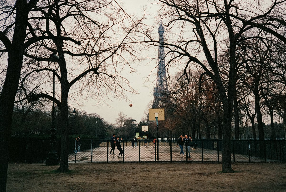 michaelboegl's tweet photo. Paris on 35mm 🎞️ https://t.co/HDGRoNkkrp
