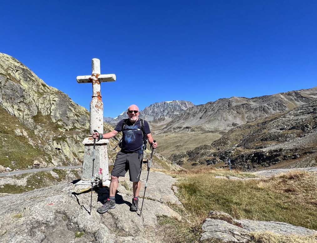 DavidArthurSto1's tweet photo. In the autumn of 2022 I walked for over 800 miles in 2 months on my Via Francigina pilgrimage from Switzeland to Rome. Join me in the Alps!
Go to my website 'Beyond the Sacred Mountains' at https://t.co/2ovXge7YO3
#viafrancigina #walking #italy https://t.co/Gb5qbmN0mV