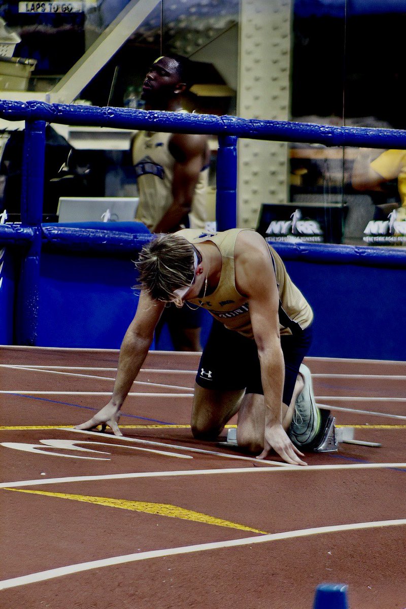 SchminckeCasey's tweet image. Indoor ✔️ #pt1