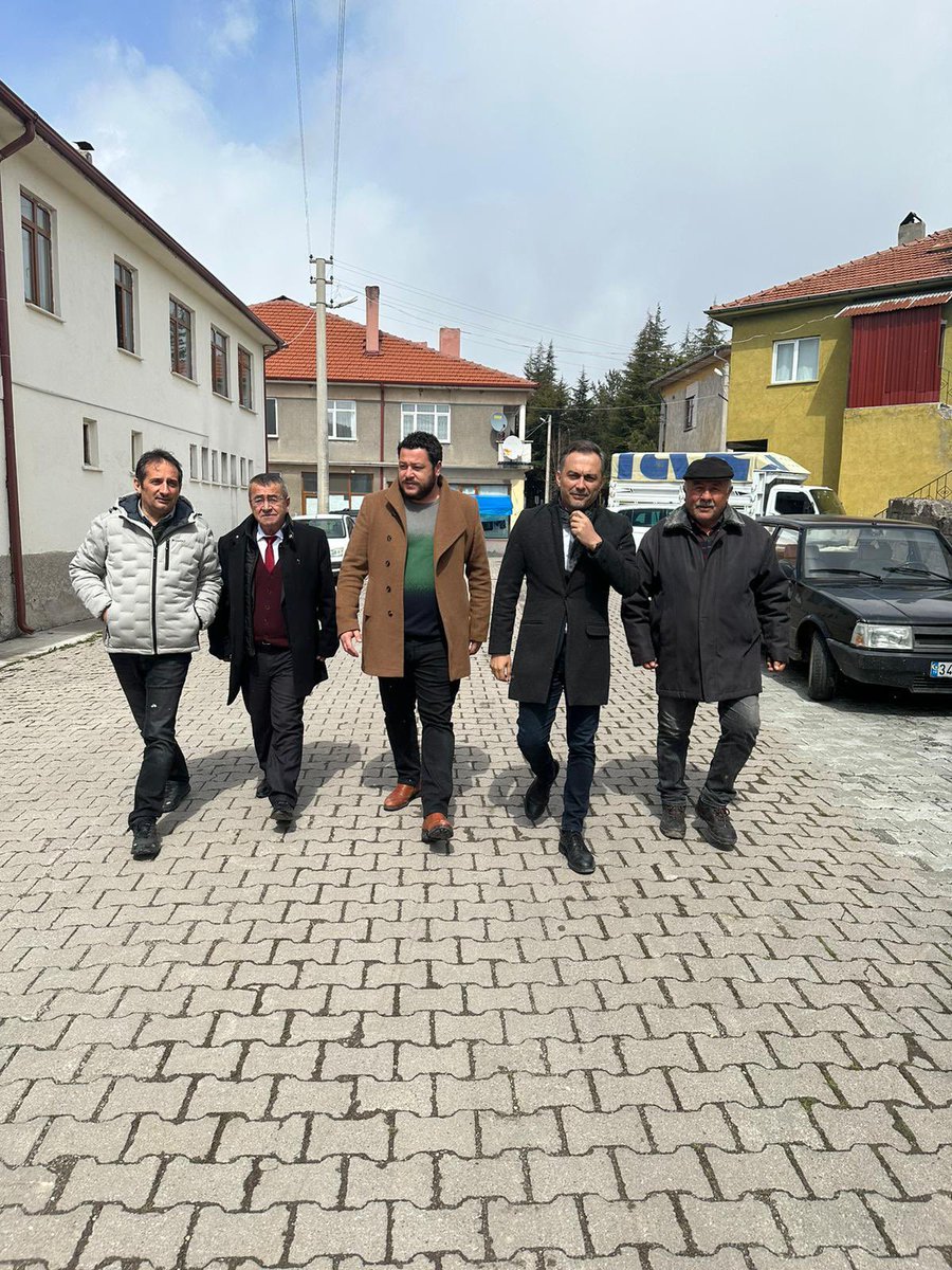 CHP Bolu Milletvekili Aday Adayı Cumhur Bandakcıoğlu’yla birlikte CHP Kıbrıscık İlçe Başkanlığı’nı ve Belediye Başkanlığını ziyaret ettik. CHP Kıbrıscık İlçe Başkanı Kurban Altay’a, Belediye Başkanı Sn. Emin Tekemen ve İl Genel Meclis Üyesi Alaattin Karadoğan’a teşekkür ediyorum.