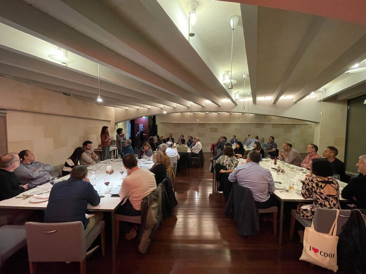 uctaib's tweet photo. Sopam en família cooperativa al port de Maó amb representants de totes les CCAA en aquesta jornada #MenorcaCoop #odscoop #somcooperatives @Coopsdetrabajo @UECoE3 https://t.co/3pt3yd9TxR