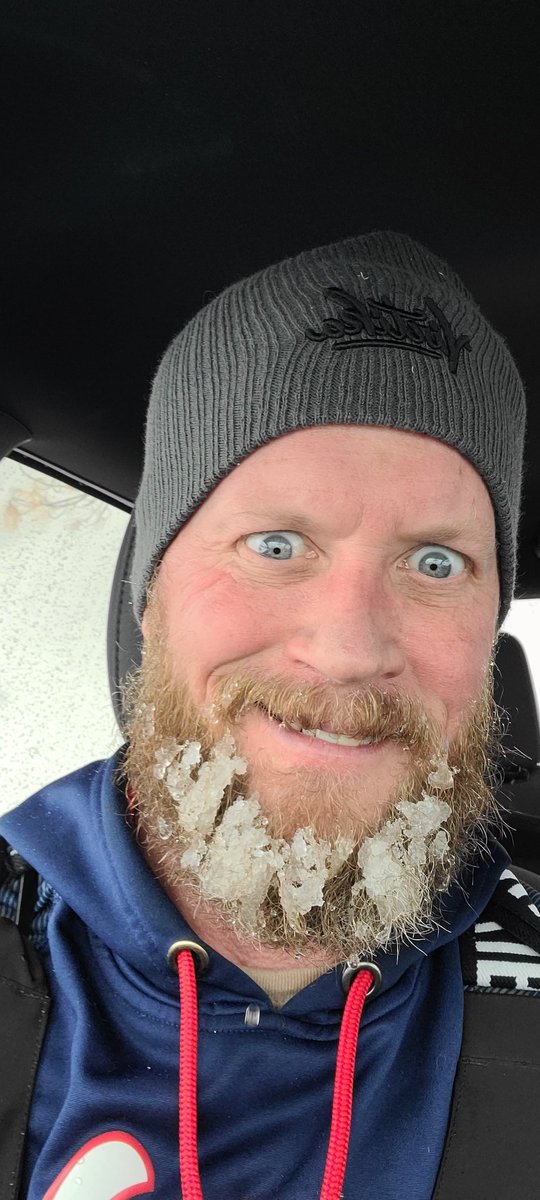 Celldet's tweet photo. Spring ski season be like that. #Snomageddon https://t.co/vqklj0IhsS