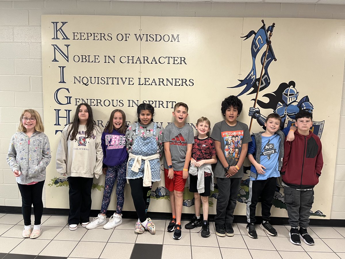 CMCSIWarriors's tweet photo. Our 5th Grade Warriors loved visiting the middle schools today! #almostsixthgraders #transitiontime https://t.co/3DFbnHFG6X