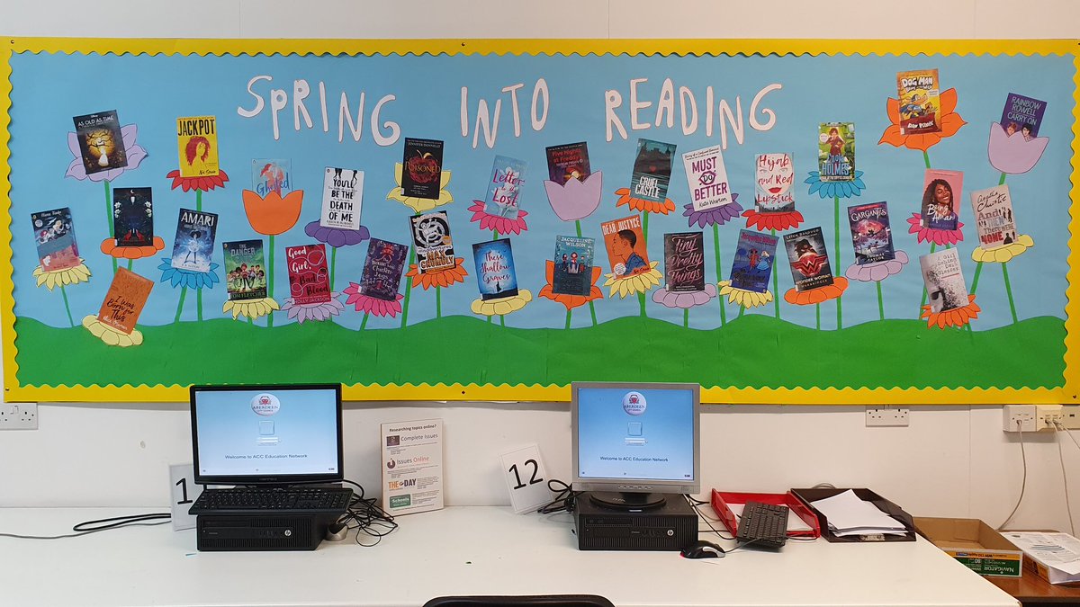 HarlawLibrary's tweet photo. Mega proud of our #SpringIntoReading display, showcasing some of our new books. Thanks @HarlawDofE helpers Katie & Shemonti for lettering. Network down yesterday so I'd time to get creative ๐๐๐ #HarlawReads https://t.co/KOooDr1zex