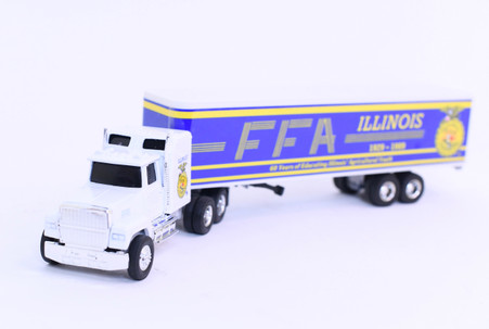 windyhill765's tweet photo. Where are all my Illinois FFA peeps at? #windyhillfarmtoys #ffa https://t.co/l1BHO70USQ https://t.co/QePCLwg97O