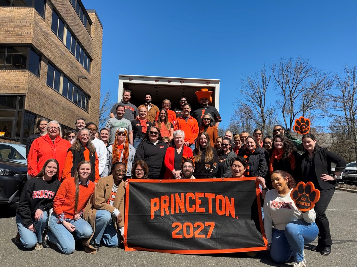 Princeton Admission (@applyprinceton) on Twitter photo 4 hours to go! Decisions will be posted to the applicant portal at 7 p.m. ET 🐅 🐅 💻
#PrincetonAdmission #Princeton2027 #PrincetonU <a href="/Princeton/">Princeton University</a> 4 hours to go! Decisions will be posted to the applicant portal at 7 p.m. ET 🐅 🐅 💻
#PrincetonAdmission #Princeton2027 #PrincetonU <a href="/Princeton/">Princeton University</a>