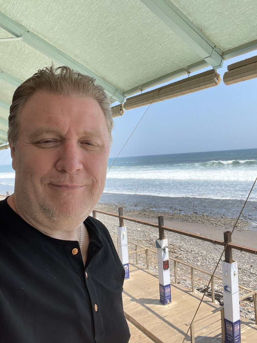 feliperaytyson's tweet photo. Ya en Pargos en el Tunco El Salvador listo para comer unas  delicias con esta mirada impresionante respirando el aire Del Mar. Otra belleza de tantos en El Salvador https://t.co/lip5yXKCk6