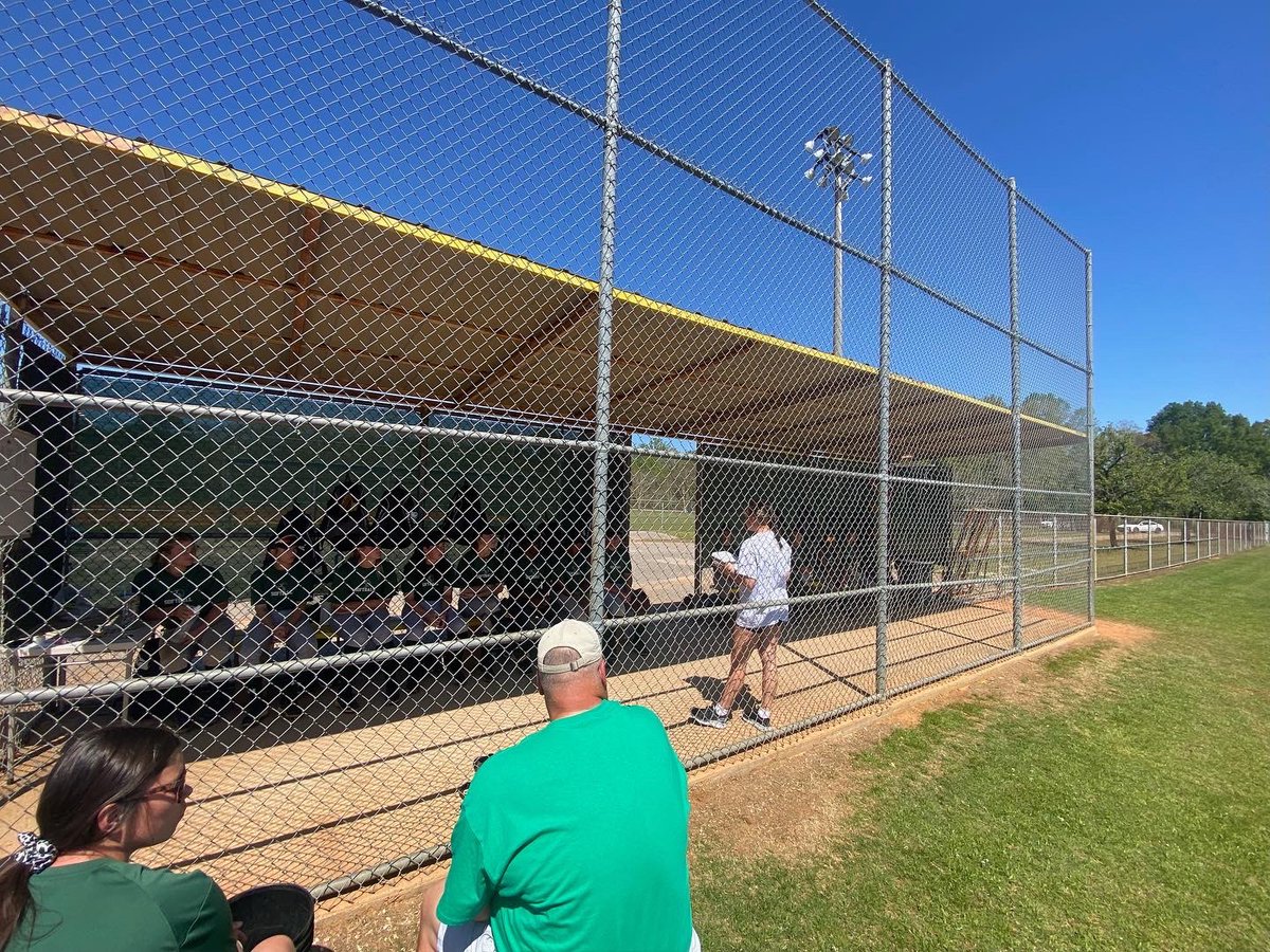 mcc_fca's tweet photo. MCC baseball and softball team huddles going today!! LETS GOOO!!
#mccfca https://t.co/b15NPvDMmq