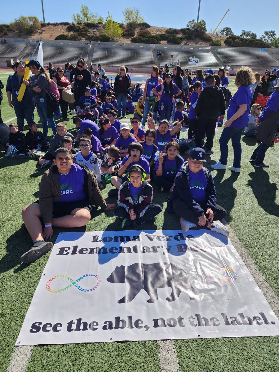 Acaden02's tweet photo. Another Spring Games honoring James P. Butler have come and gone. It wouldn't have been possible without the generous donation from Paragon Profesional Services. Thank you for making yesterday possible. The @LVerde_ES Bears appreciate it. #TeamSISD 🧩🐾🤍🐻 https://t.co/cHaQiw7XfI