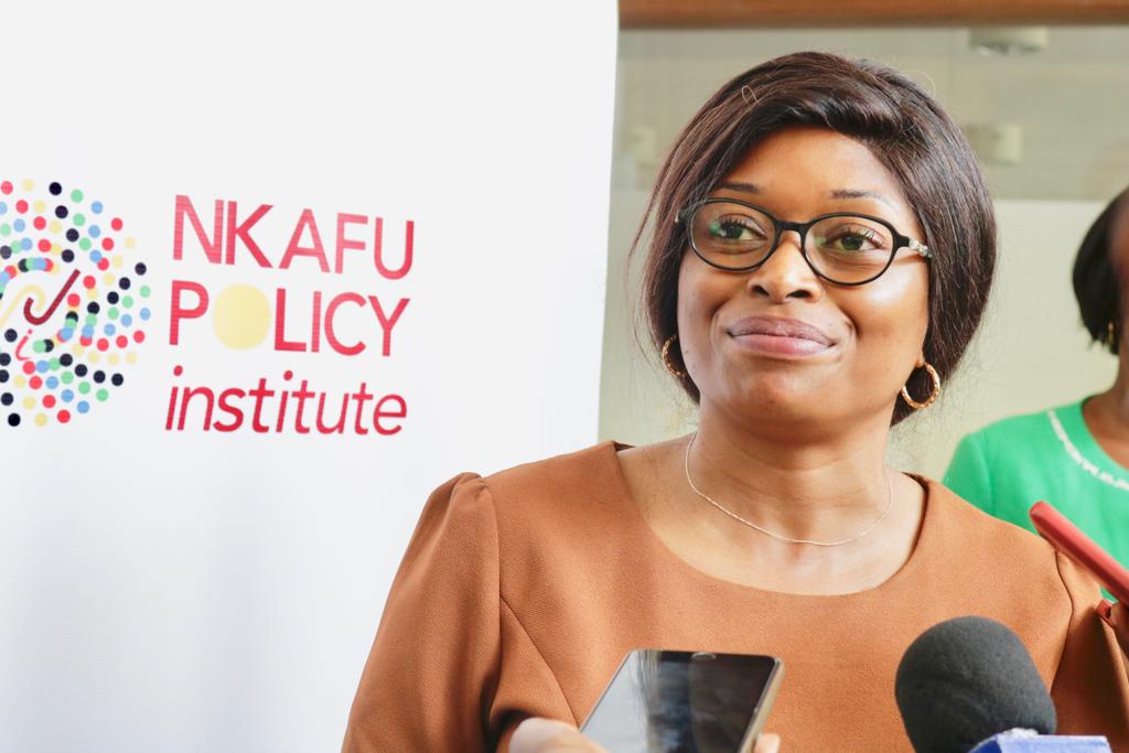 ForetiaFound's tweet photo. The following recommendations were made during our panel discussion on challenges of enrolling the informal sector in #healthinsurance schemes:
-Community Health Insurance is the suitable model for Cameroon
-Universal Health Coverage is possible if we have the political will https://t.co/EJC2zqK6yV