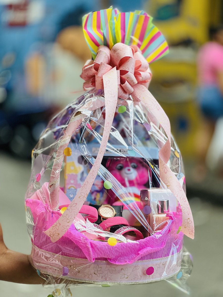 FaixaRosaJacare's tweet photo. COELHINHO DA PÁSCOA O QUE TRAZES PRA MIM? 🥰🐰

AQUI NA FAIXA ROSA MONTAMOS A CESTA DO JEITINHO QUE VOCÊ DESEJA 😍

NÃO PERDE TEMPO MARCA O @ QUE VAI TE DAR ESSE PRESENTÃO DE PÁSCOA 🫣🥳 https://t.co/vQzaCKABLJ