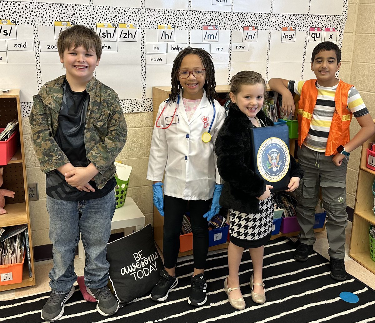 Mrs. Chastain tweet media