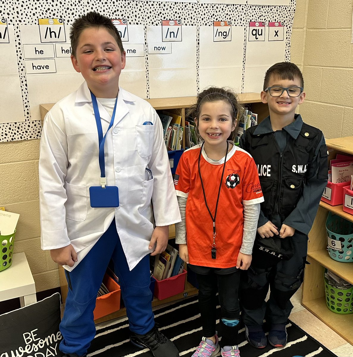 Mrs. Chastain tweet media