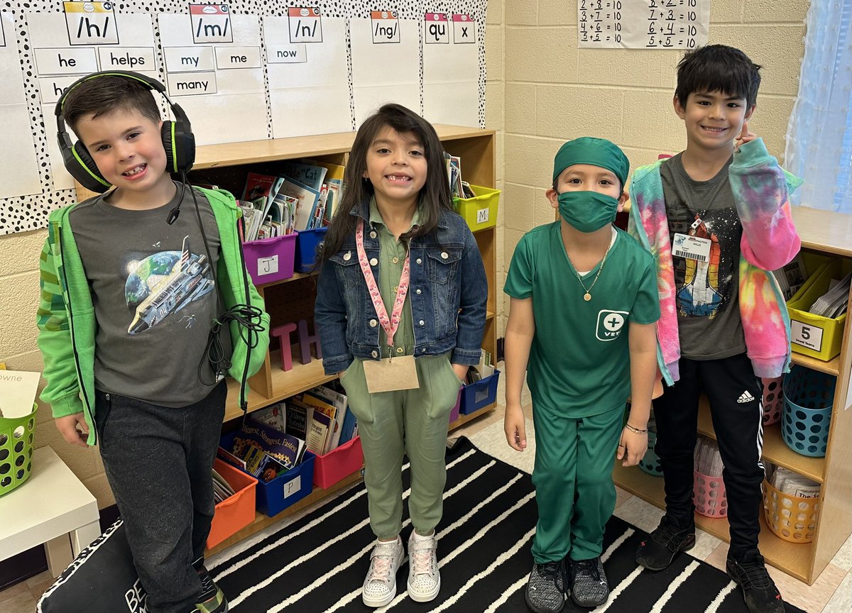 Mrs. Chastain tweet media