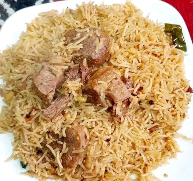ChrisCo53645942's tweet photo. I deal with Chinese food https://t.co/XXwr7TUUXN