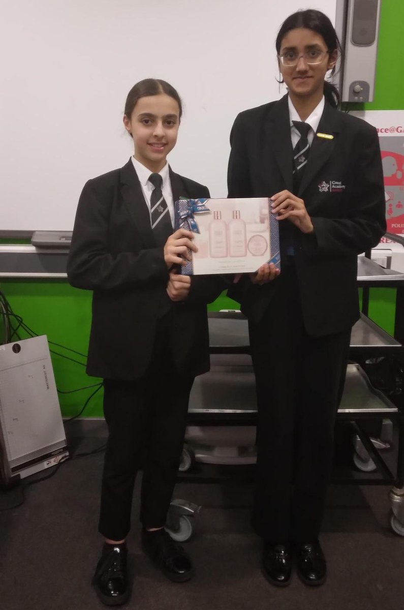 GaaPvalues's tweet photo. Here are our wonderful bracelet making ladies from year 7 getting an award from their fellow students. Students loved their bracelets so much that they asked if their stall could be open all year round. Great talent, generously used to help others GAA makes us proud! https://t.co/08naBXuM3Q