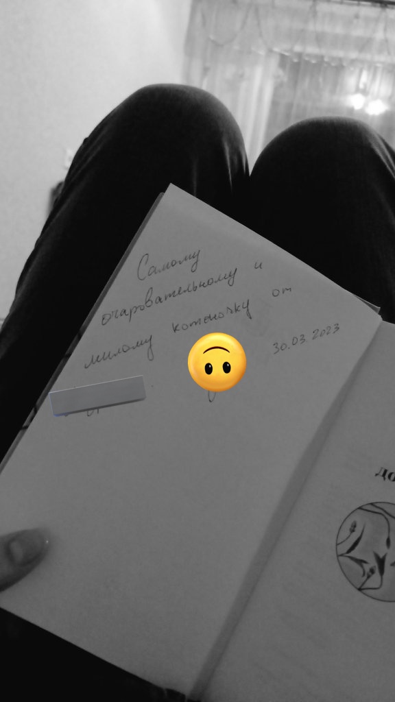 _mu3a_'s tweet photo. Итог дня: а у меня оказывается классное окружение. 
И я сама ах*ительная (хоть и чсв-шница)... Такая взрослая, что могу покупать тортики коллегам, а себе оплатить вкусный ужин. 
И, кстати да, у меня даже был кусочек веганского тортика🥲 люблю себя❤ https://t.co/jdyBVS9587