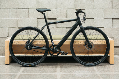 PrettyShinyBike's tweet photo. From now until the end of April, head over to @StateBicycleCo and use code "SPRINGCLEAN" for an extra 10% Off their already spectacular warehouse deals. Like get this #eBike Commuter for under a grand with your extra savings! Head here to see it https://t.co/DIA9tY4xoB https://t.co/DPB1pHgMO2