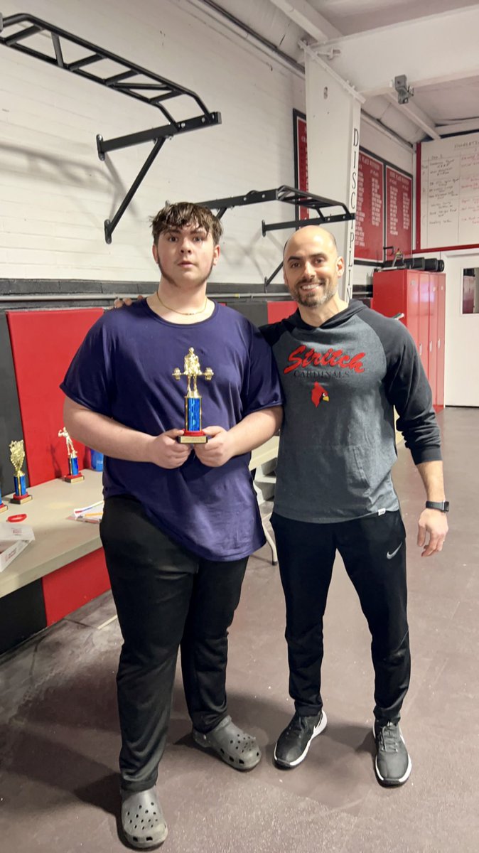 Antonio Toth ‘24 took home our Dead lift trophy. We’re very excited for his senior season.