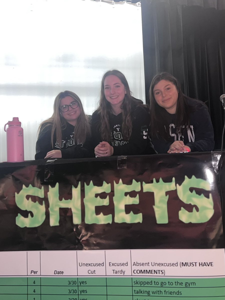 YHS__Senate's tweet photo. Final rehearsal!! 🕺🏽🌟 #FacultyFeud @YHSDeGennaro https://t.co/rMpx9Z3BsP