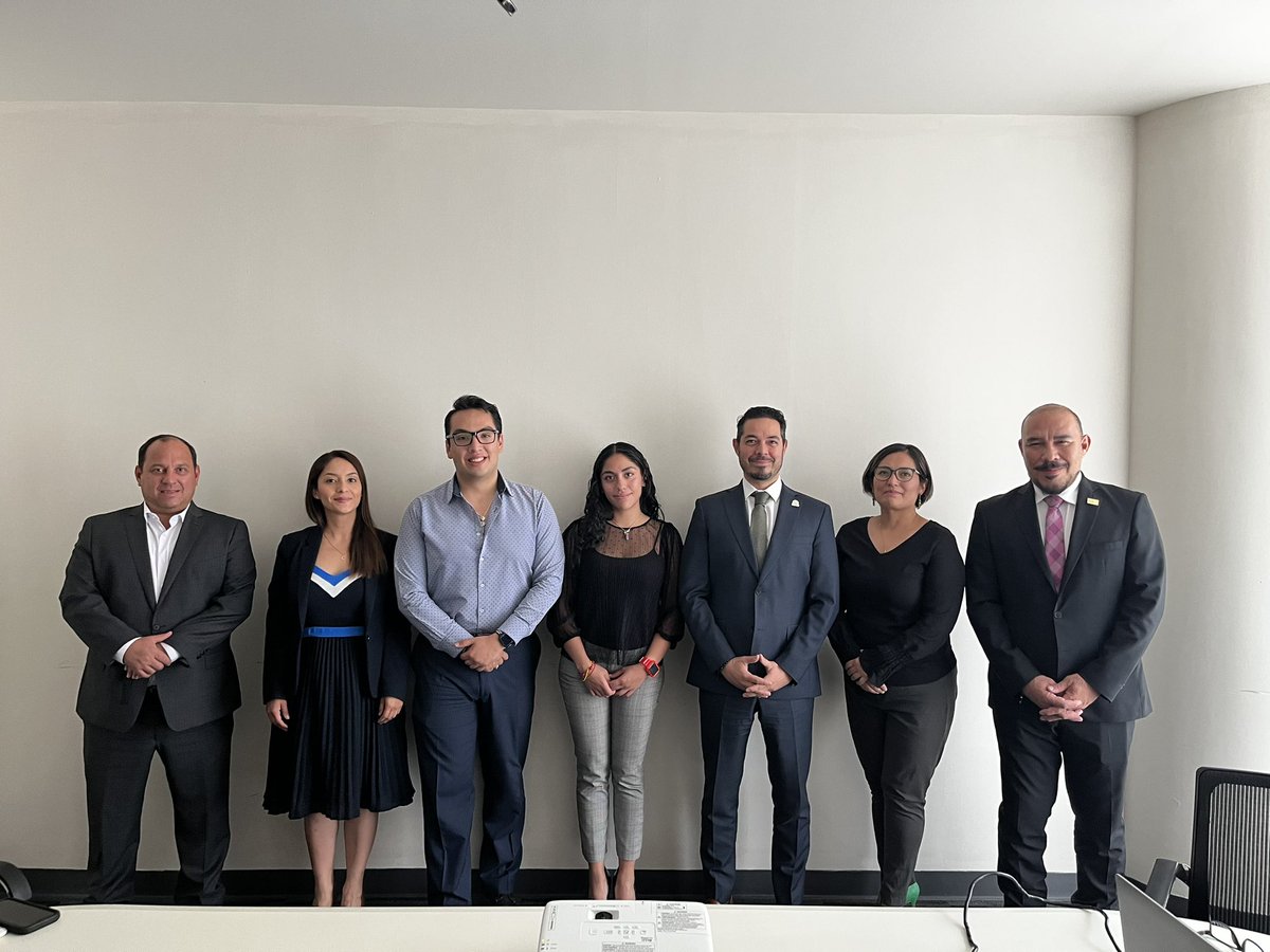 PlanDAI_SNT's tweet photo. El día de hoy, en la cuarta reunión de trabajo, recibimos personal representante de la @SEGOB_mx para trabajar en conjunto y lograr acciones coordinadas que permitan fortalecer la agenda de la transparencia y participación ciudadana.  Agradecemos su interés 👏🏽 ¡Abramos México! https://t.co/D6RzUITNvk