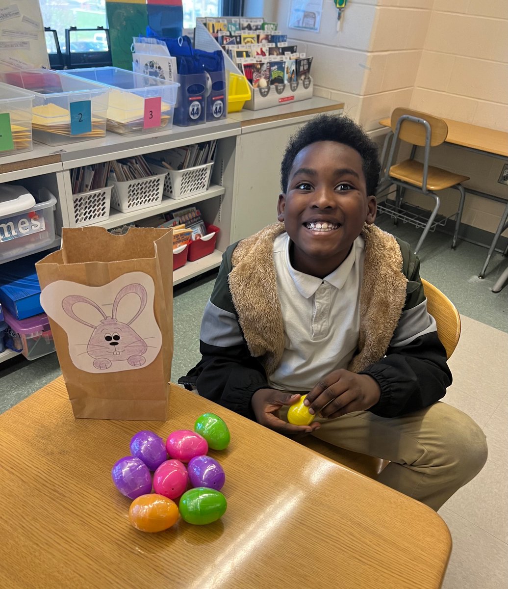 Nic918C's tweet photo. Keep Calm It’s Almost Spring Break 🐣🐰 #LBTogetherWeCan 
Love My Peeps https://t.co/tudHK0iB4x