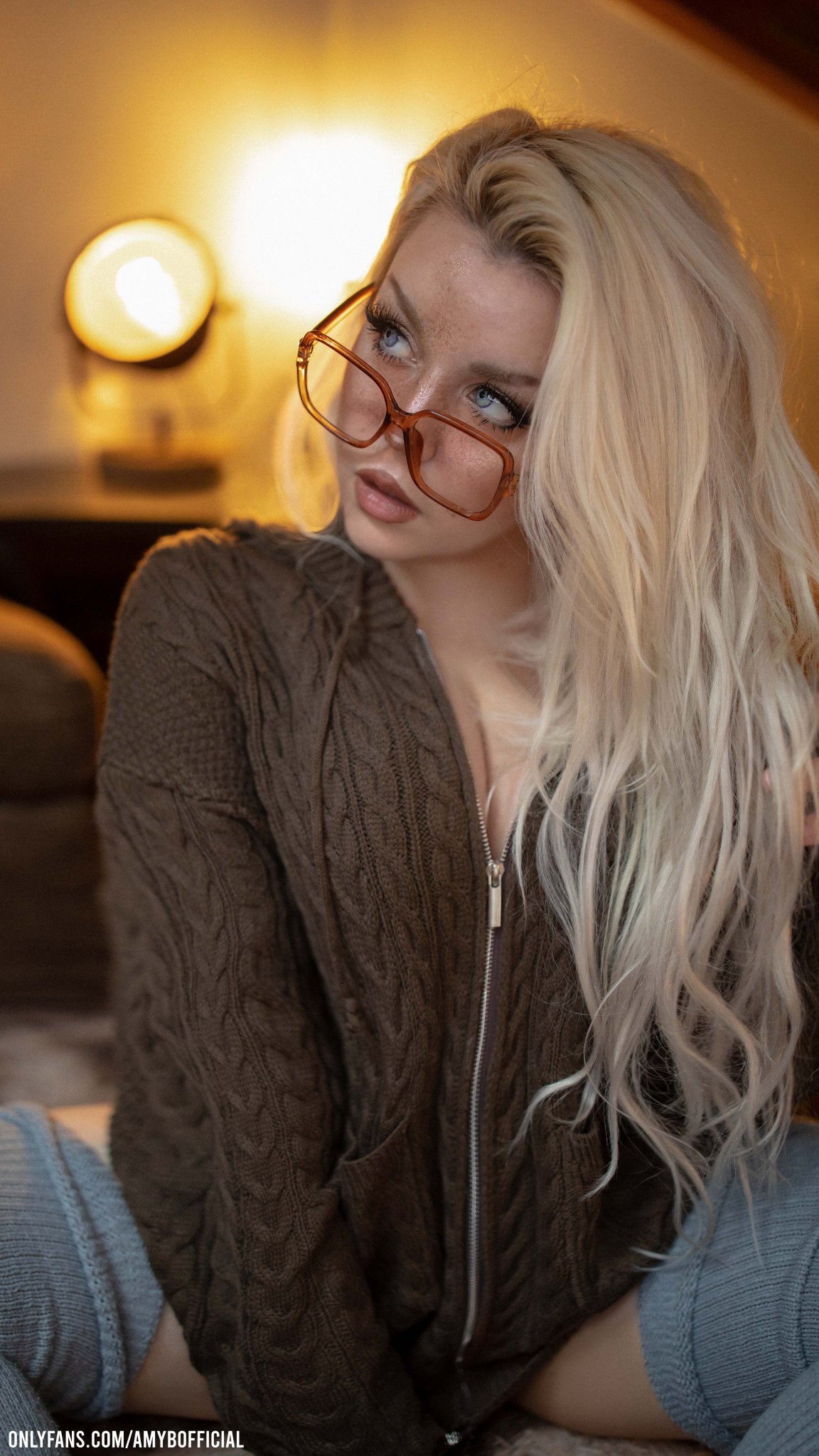TW Pornstars - 1 pic. ASMR Amy B 🥺🐇 | FREE OF. Twitter. .. girl of
